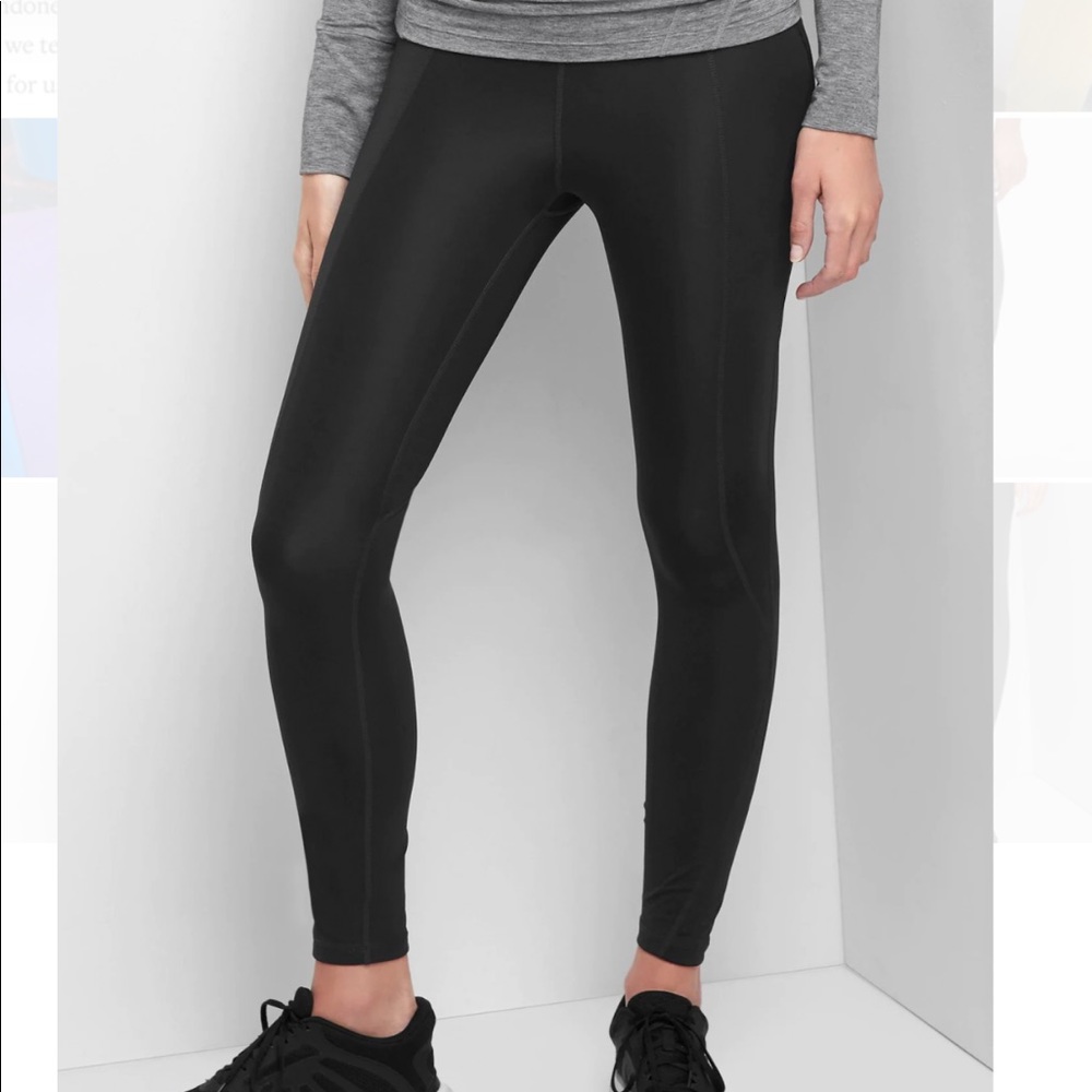 3/$25 Gap Fit Maternity Sculpt Compression Leggings